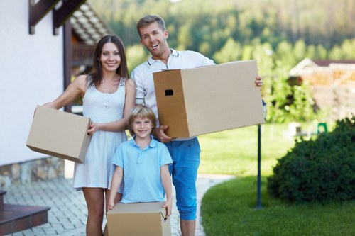 Urgent house move support with careful handling in Brompton