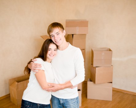 Spacious removal van for local relocation in Brompton