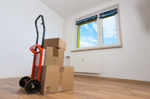 Organised student removals and storage options in Brompton