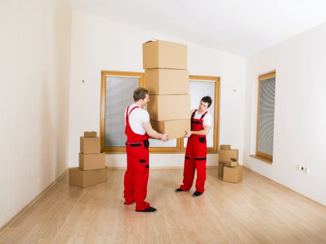 Various cardboard box types used for packing and boxes in Brompton